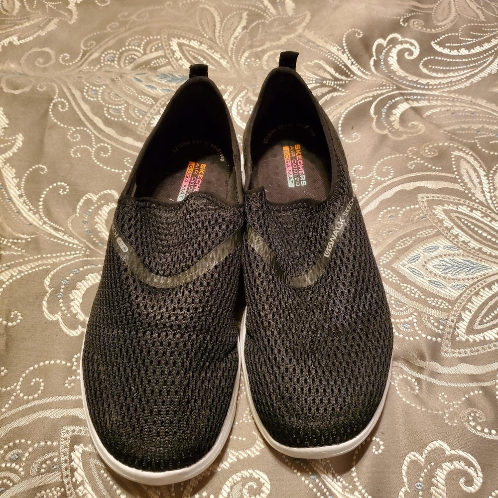 Skechers sneakers